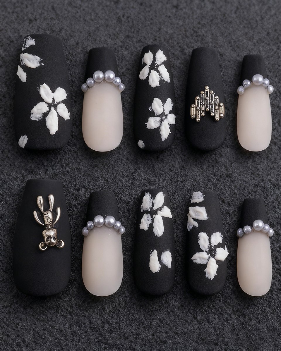 Rebel Velvet Bloom & Pearls - Image 3